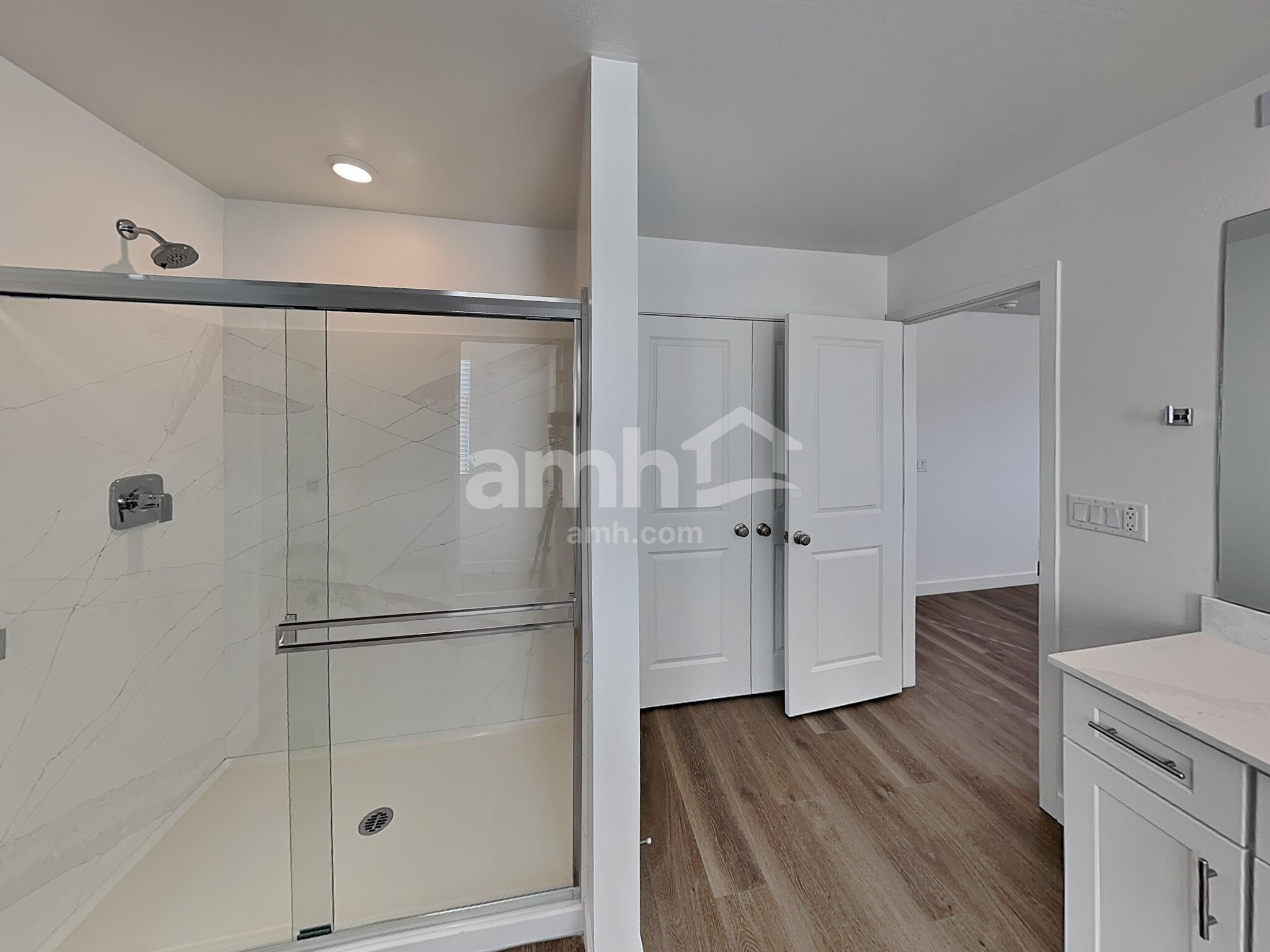 Building Photo - 20177 W Thomas Rd