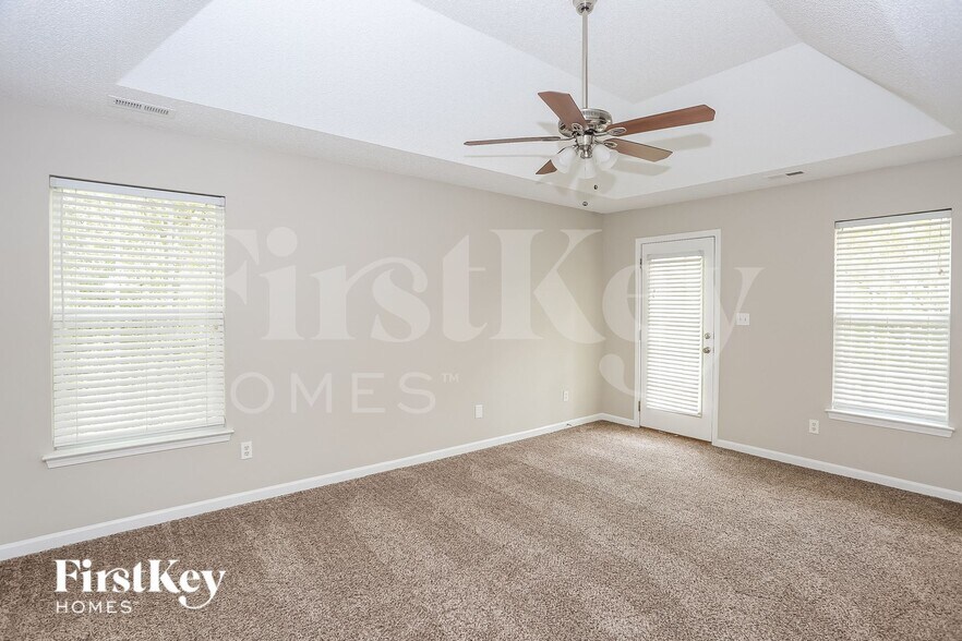 Building Photo - 6616 White Mist Ln