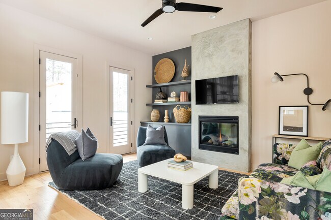 Building Photo - 1190 Mado Lp
