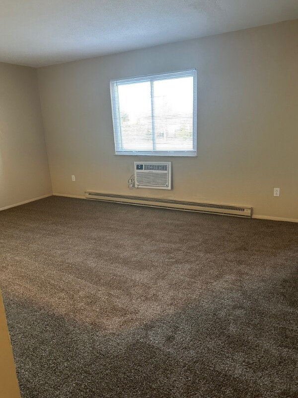 Building Photo - 7451 Lunitas Ln