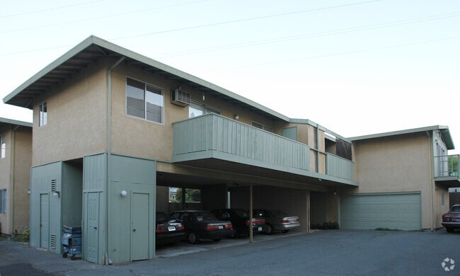 Building Photo - 1150 Saranap Ave