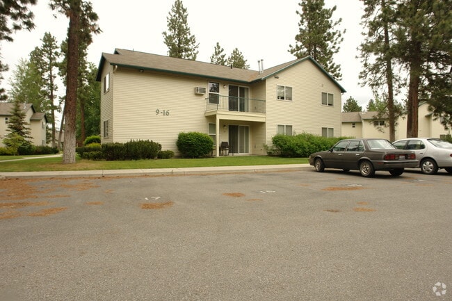 Building Photo - Lake Wood Ranch