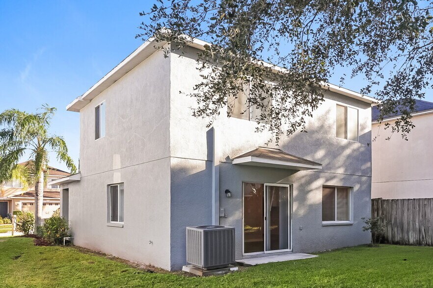 Building Photo - 12914 Fennway Ridge Dr