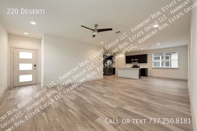 Building Photo - 220 Deserti-