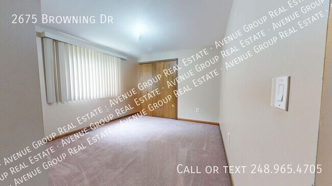 Building Photo - 2675 Browning Dr