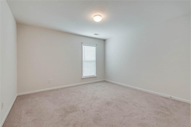 Building Photo - 2262 Young America Dr NE