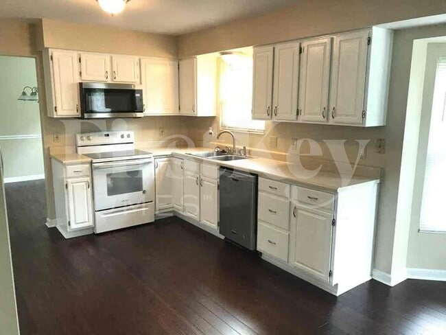 Building Photo - 9742 Coventry Ct