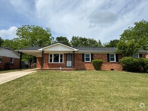 Building Photo - Beautifully Renovated 4 Bedroom Home