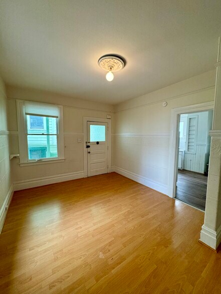 Building Photo - 1418 Pacific Ave