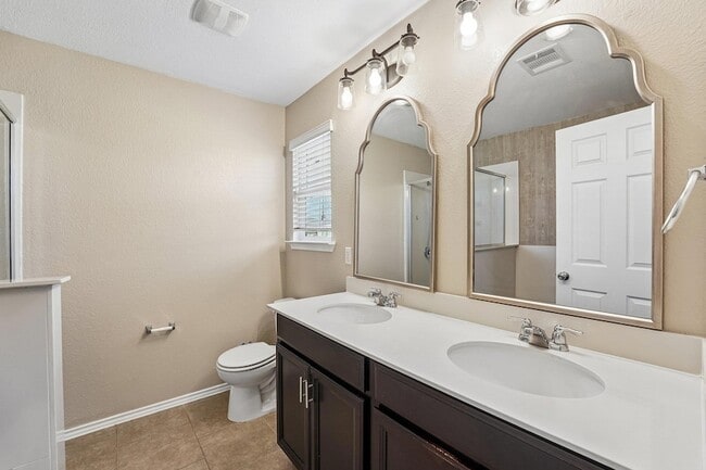 Building Photo - 9209 Bowfield Dr