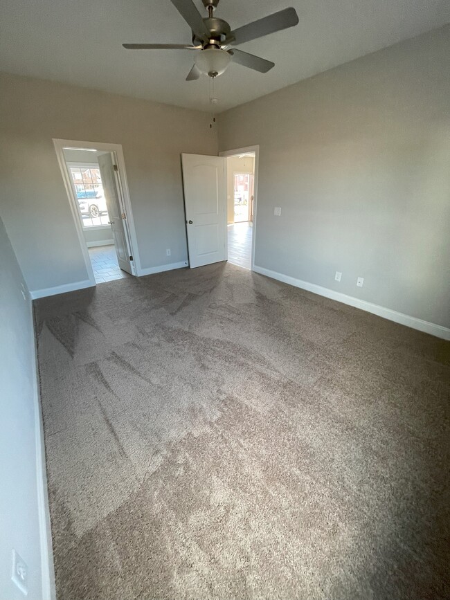 Building Photo - 3900 Junipine Ct