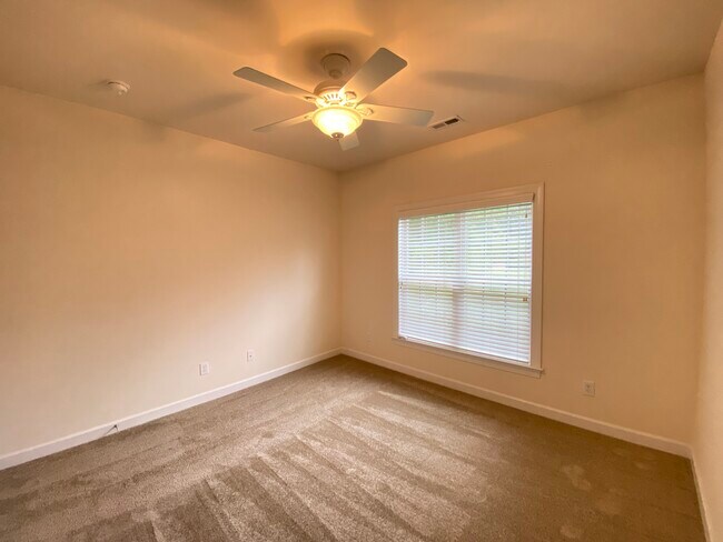 Building Photo - 4700 Ludwell Branch Ct