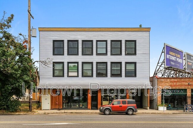 Building Photo - 1515 N Rosa Parks Way