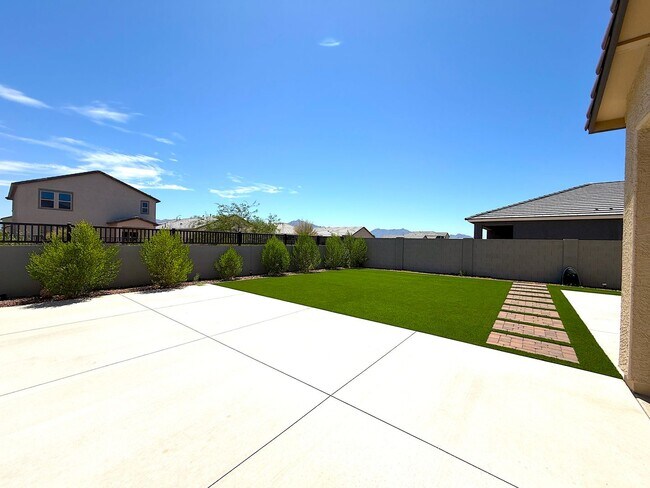 Building Photo - 5725 W Willow Rdg Dr