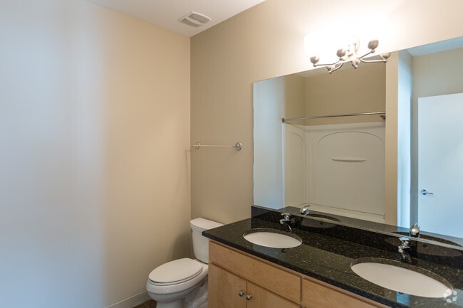 2br2.5ba-Marquee18-1313-Bathroom - Marquee at Belle Meade