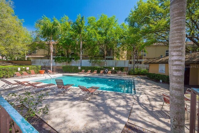 Building Photo - 637 Buoy Ln