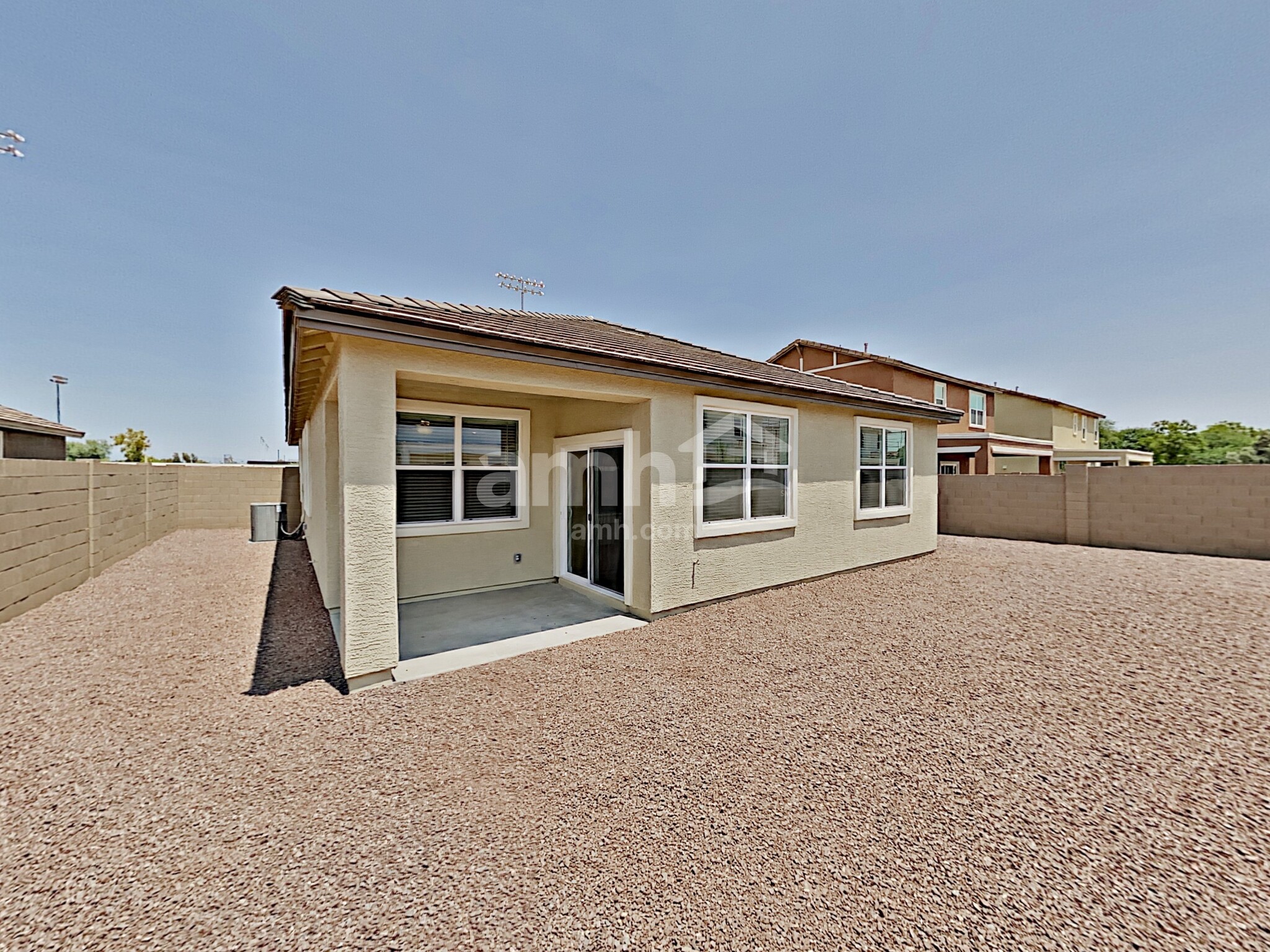 Building Photo - 5927 W Larkspur Dr