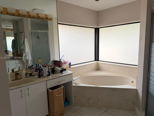 Building Photo - 4999 Chardonnay Dr