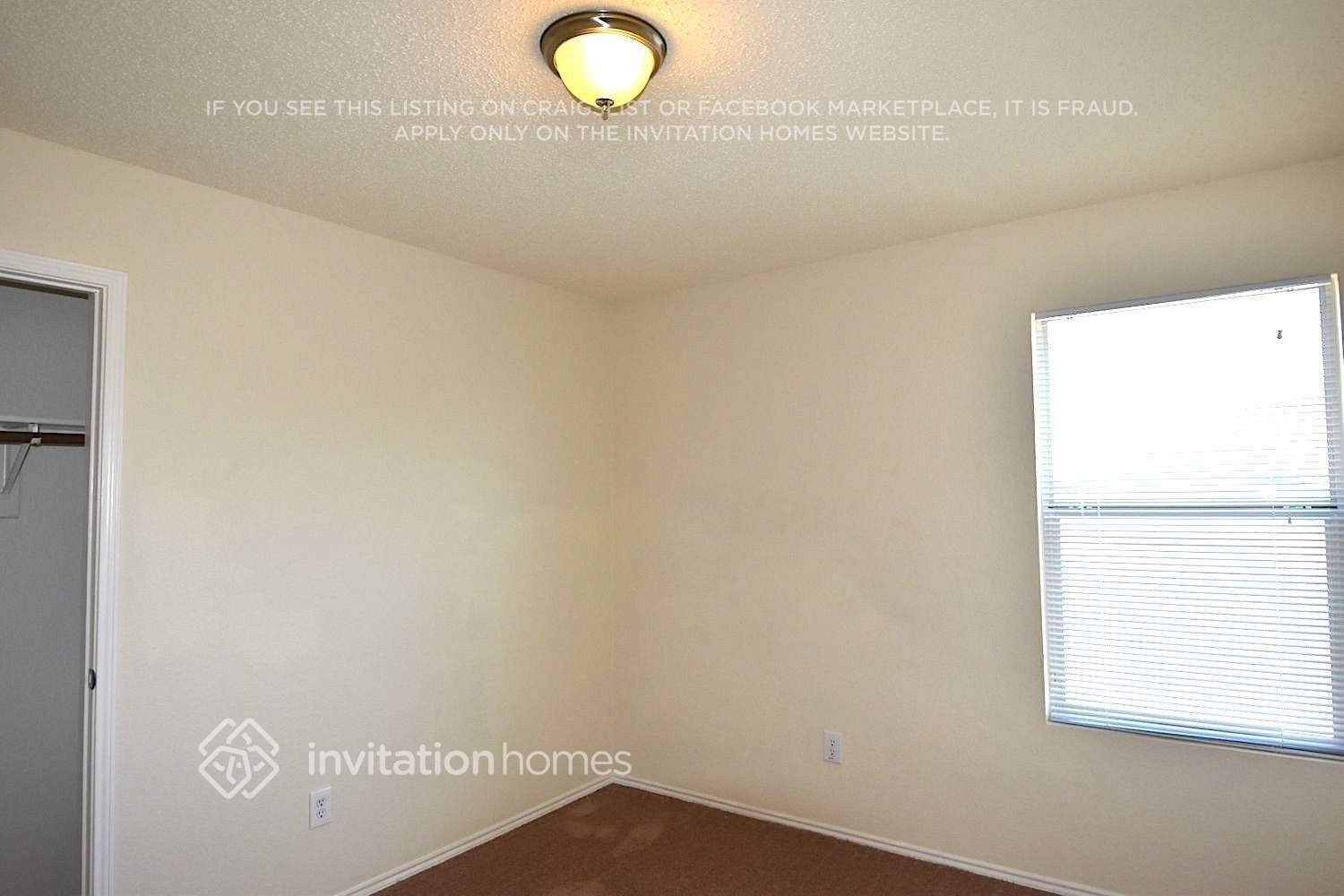 Building Photo - 4920 Waterford Dr