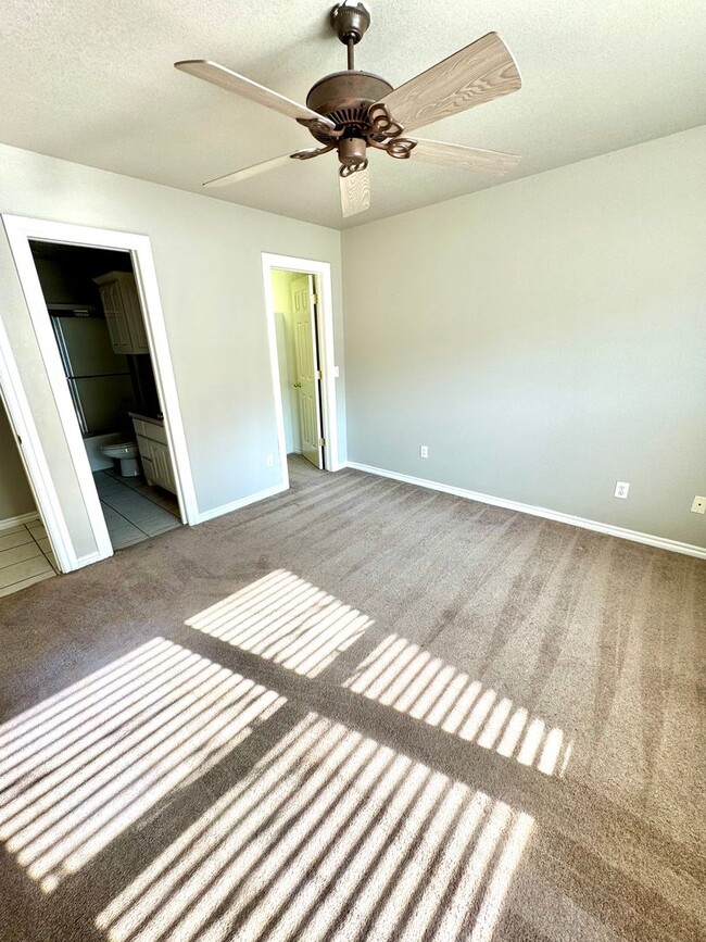 Building Photo - 1308 S 3rd St