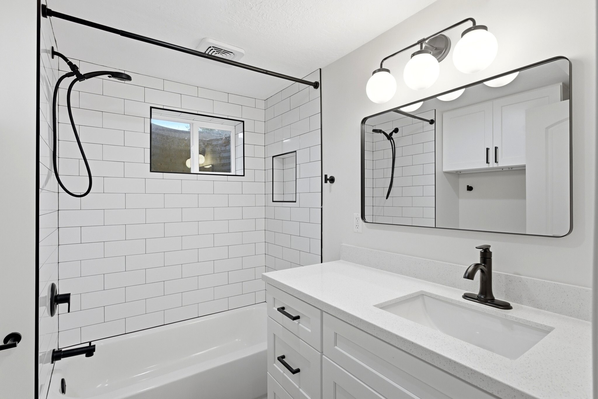 Building Photo - 8284 S 745 E
