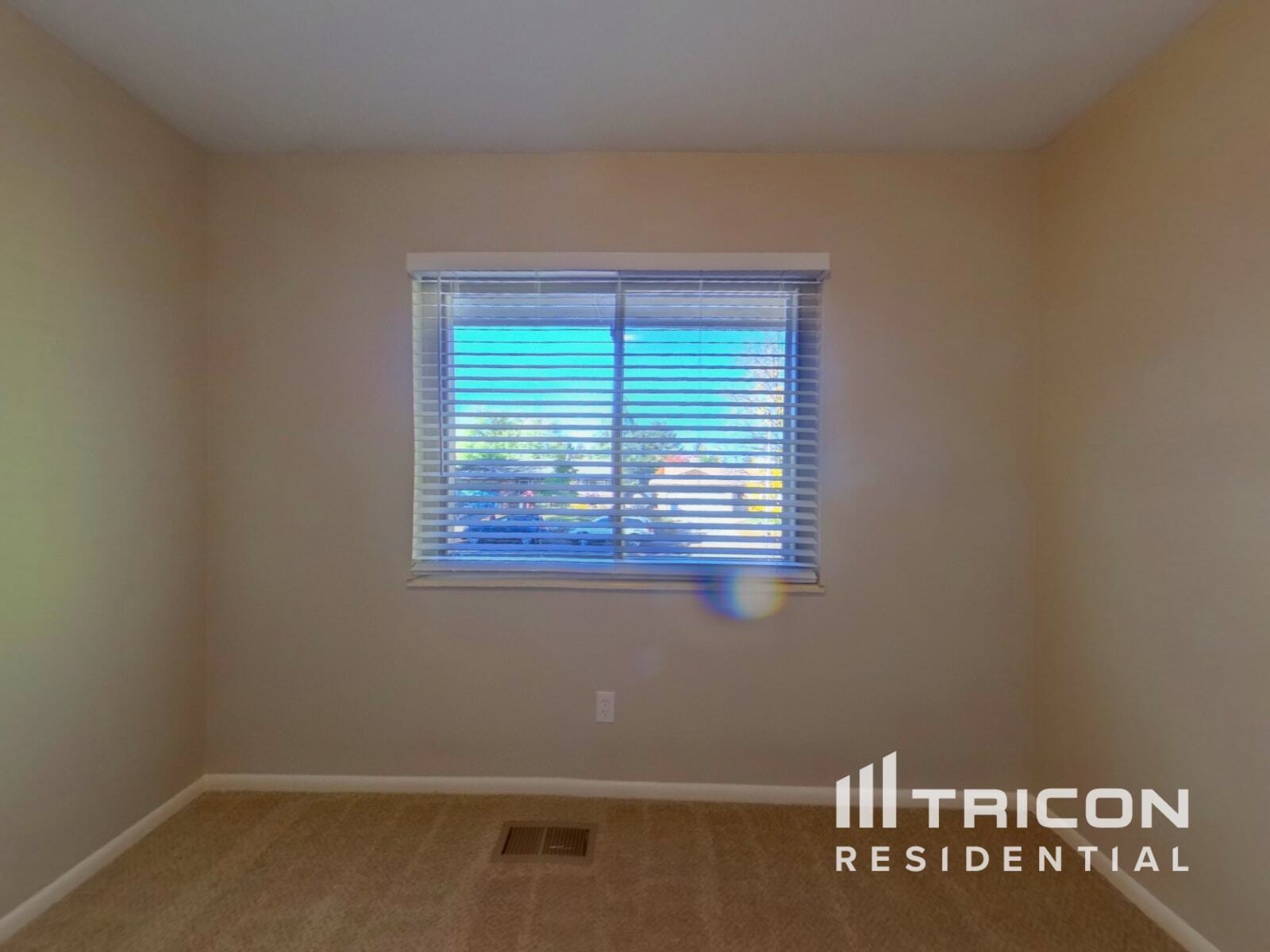 Building Photo - 3134 S Richfield St