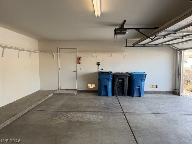 Building Photo - 7837 Morning Flower Ln