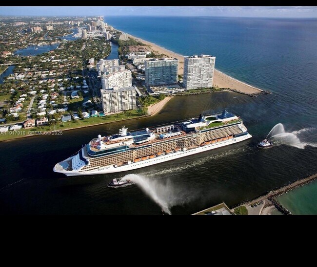 Building Photo - 2100 S Ocean Dr