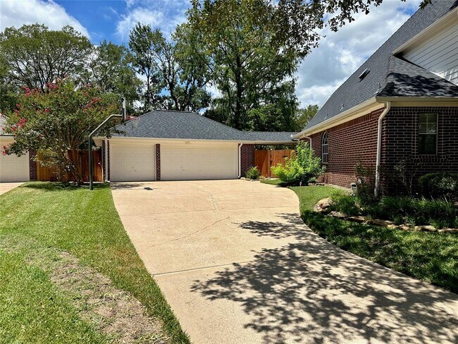 Building Photo - 7002 Greatwood Trails Ct