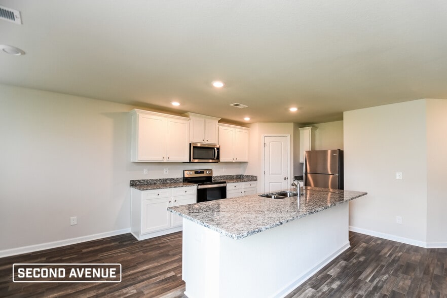Building Photo - 632 Wild Tulip Ct