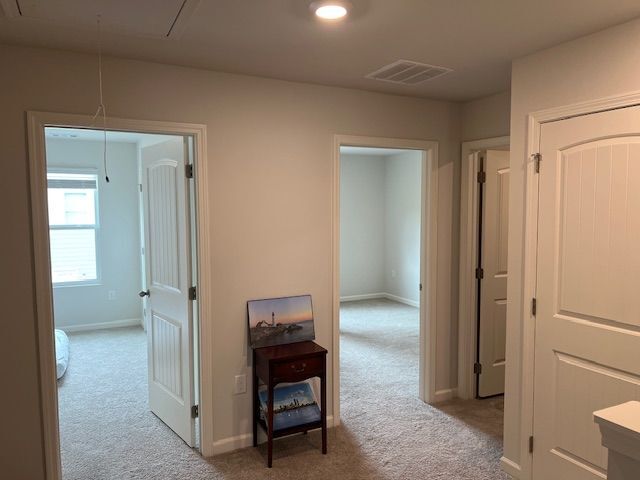 Building Photo - 2213 Blue Monarch Dr