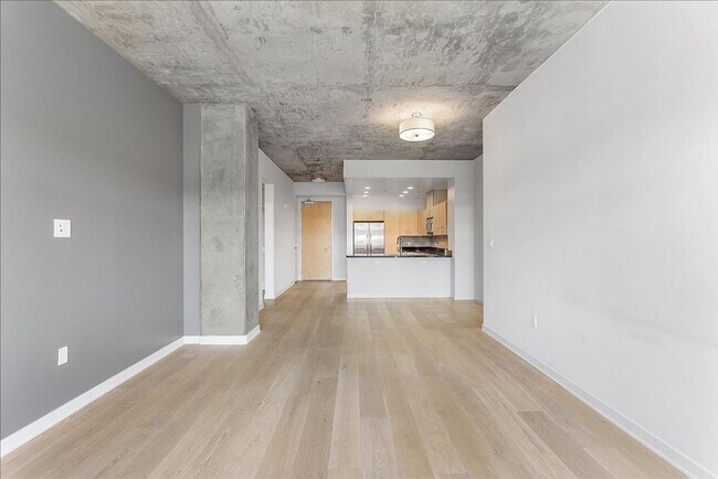 Building Photo - 311 2nd St