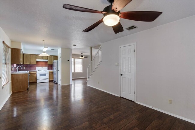 Building Photo - 13210 Marrero Dr