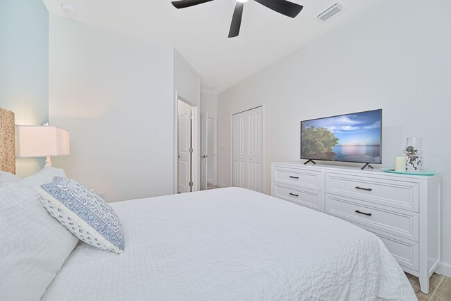 Building Photo - ** Single Family Home ~ Verdana Village ~ 3 Car Garage ~ Salt Water Pool & Lake Views **