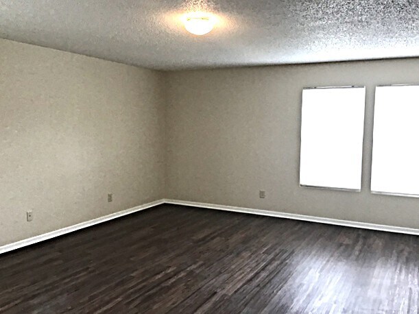 Building Photo - 14438 Banister Dr