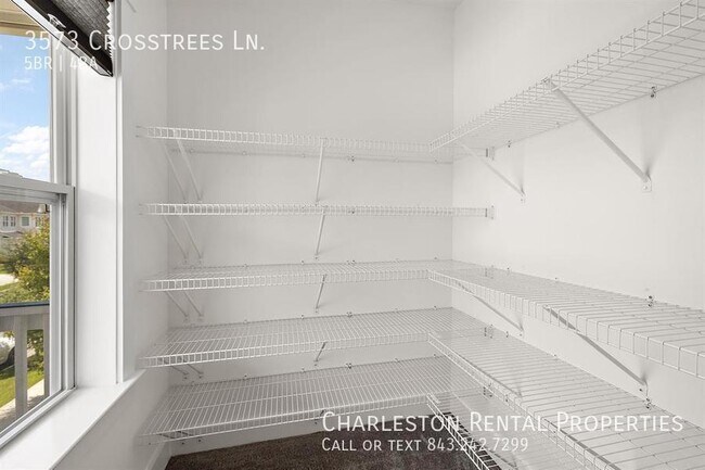 Building Photo - 3573 Crosstrees Ln