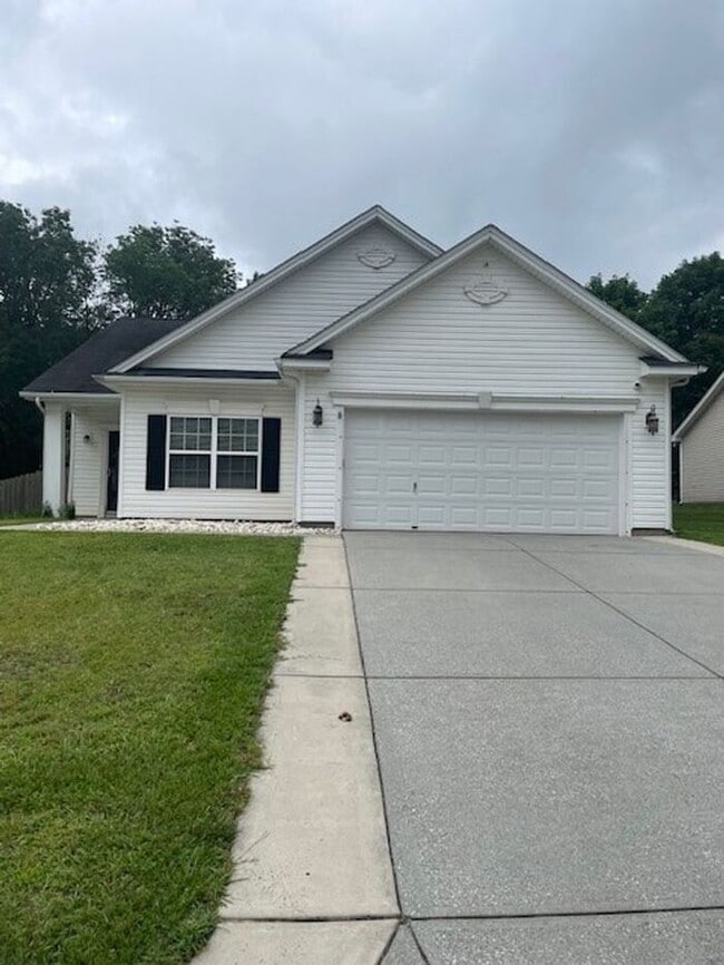 Building Photo - Charming 3BR Ranch in Prime Fort Mill