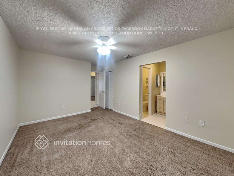 Building Photo - 14056 Langley Pl