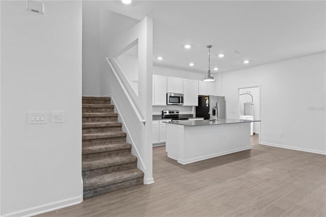 Building Photo - 15633 Water Spring Blvd