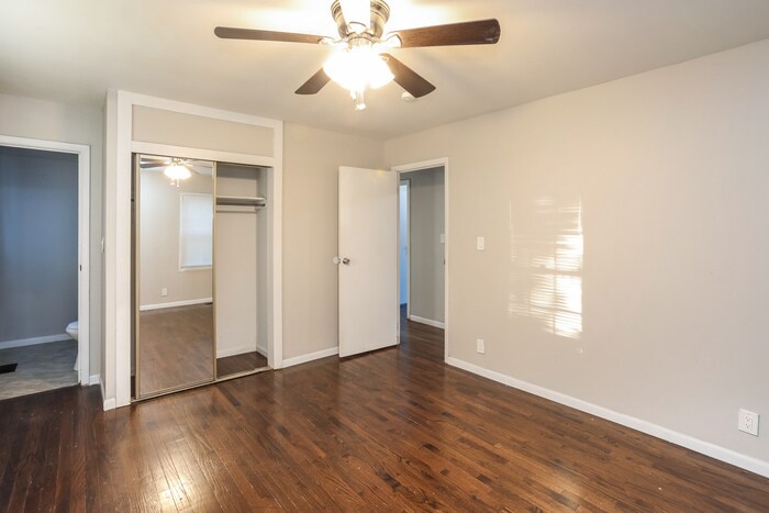 Building Photo - 400 N Ponca Dr