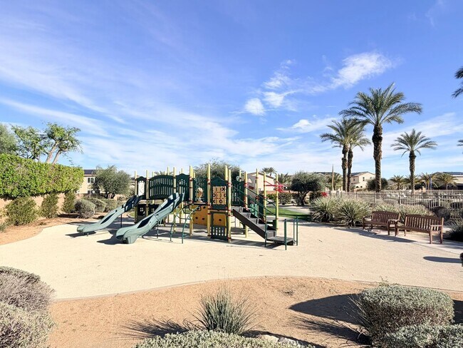 Building Photo - Beautifully upgraded home in the desirable Le Campanile Community