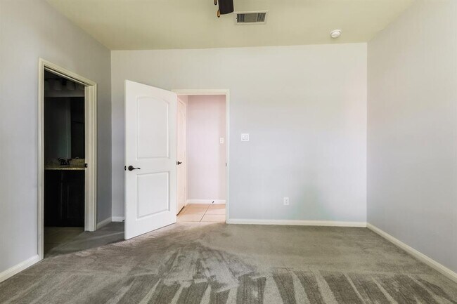 Building Photo - 7622 Dusty Melody Ln