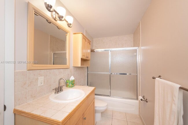 Building Photo - 5838 SW 74th Terrace