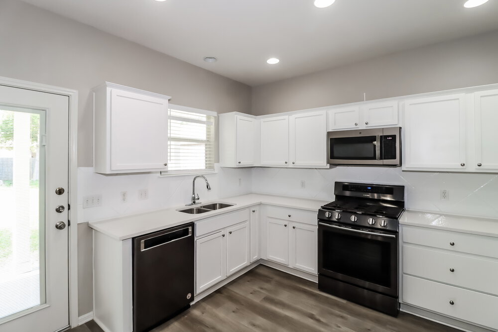 Building Photo - 1809 Creek Ledge Pl