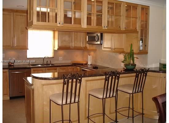 Building Photo - 809 Almeria Ave