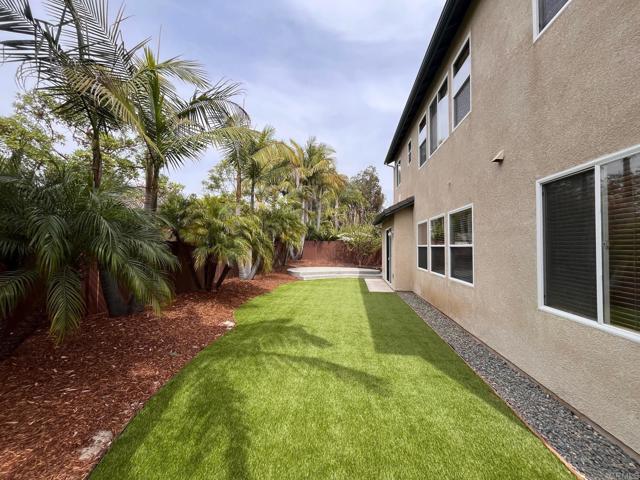 Building Photo - 3840 Stoneridge Rd