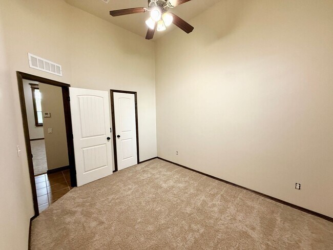 Building Photo - 4321 Carrington Ct