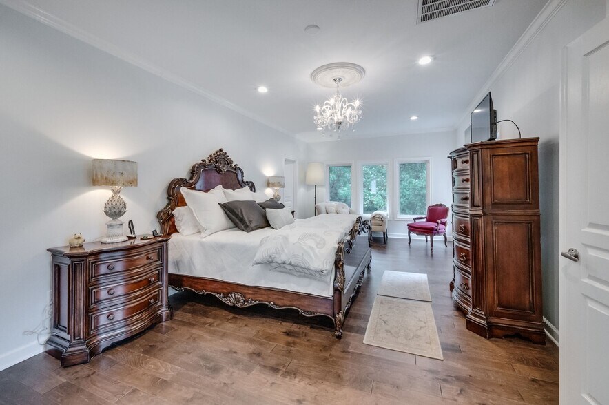 Building Photo - 320 Old Hickory Blvd