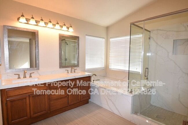 Building Photo - 45093 Corte Camellia