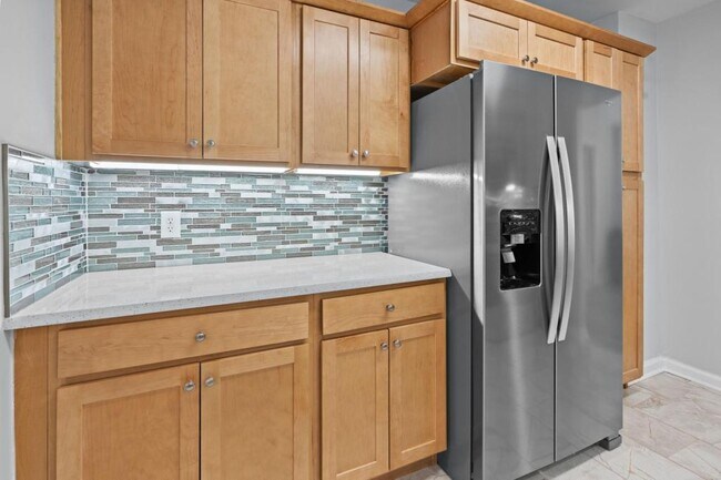 Building Photo - 1009 Lindsay St